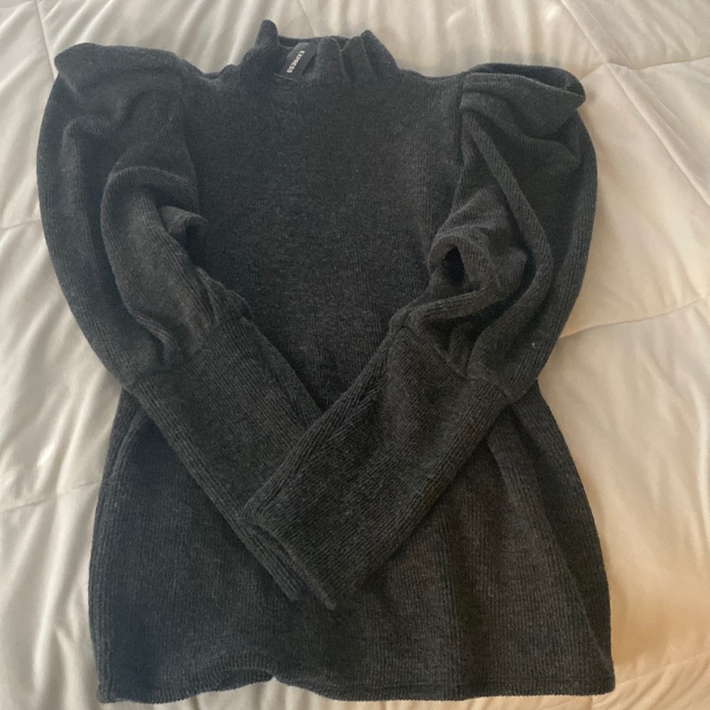 Brand new Express gray puff sleeve sweater